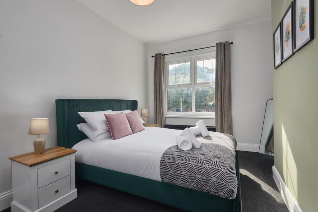 Cosy 3-Bedroom House In Seaham - Street Parking Exterior foto