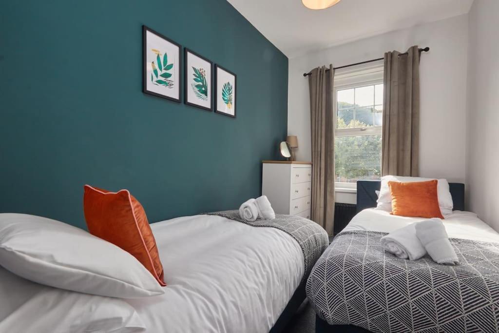 Cosy 3-Bedroom House In Seaham - Street Parking Exterior foto