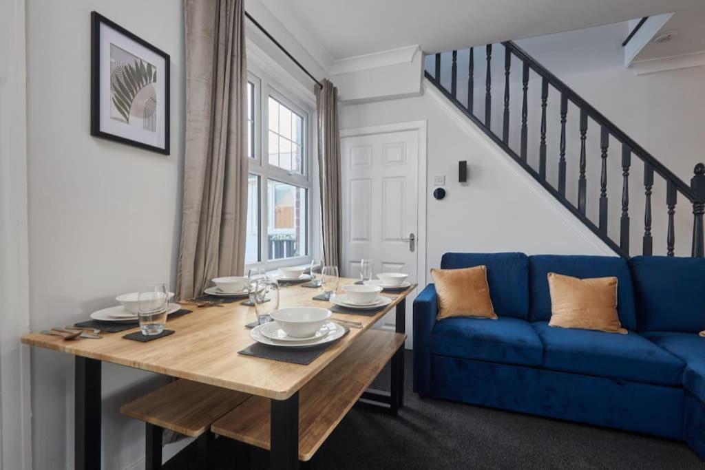 Cosy 3-Bedroom House In Seaham - Street Parking Exterior foto
